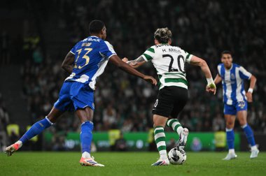 Lizbon, Portekiz. 3 Mart 2026. Sporting CP 'nin Maximiliano Araujo savunucusu Lizbon' daki Estadio Jose Alvalade 'de oynanan Taca de Portugal yarı final ilk ayağı için FC Porto' ya karşı..