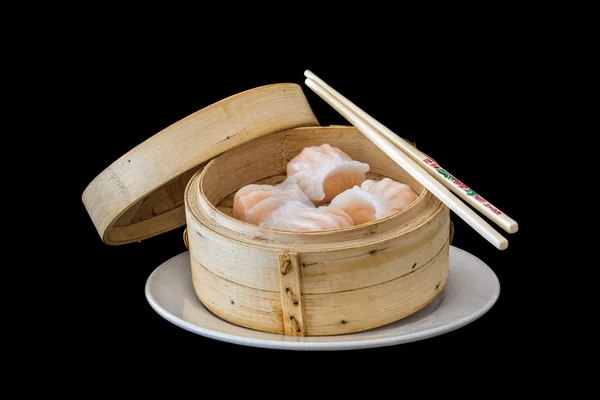 Dim sum en cesta de bambú —  Fotos de Stock