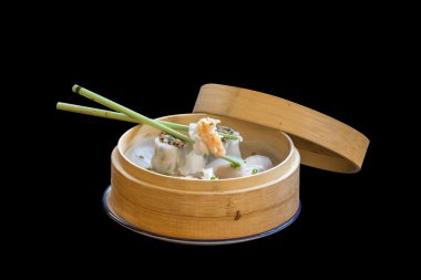 dim sum bambu sepet üzerinde