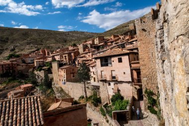 İspanyol ortaçağ panoramik köyü