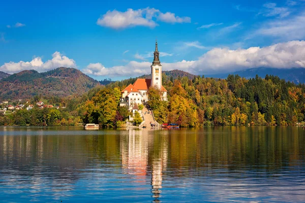 Знамените Озеро Бляйско Blejsko Jezero Словенії Дивовижний Осінній Пейзаж Сценічний — стокове фото