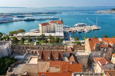 Split, Hırvatistan 15 Eylül 2020: Split eski kenti ve Diocletians sarayının antik kalıntıları, dış seyahat arka planı, Dalmaçya, Hırvatistan. Ünlü turizm beldesi