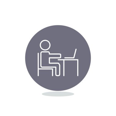 Adam masada dizüstü bilgisayar kutsal kişilerin resmi ile