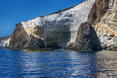 Deniz Mağarası Sykia Adası Milos island, Kiklad Adaları, Yunanistan