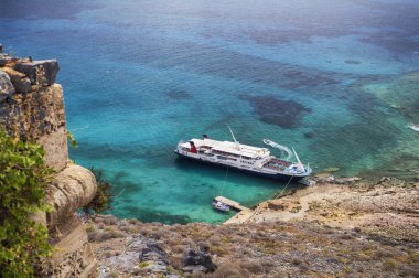 Gramvousa kale, Crete denizden yukarıda görüntülemek