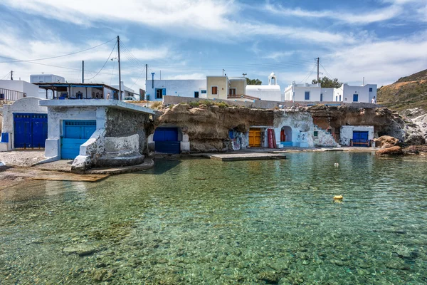 Isola di Milos - Cicladi, tradizionale villaggio di pescatori — Foto Stock