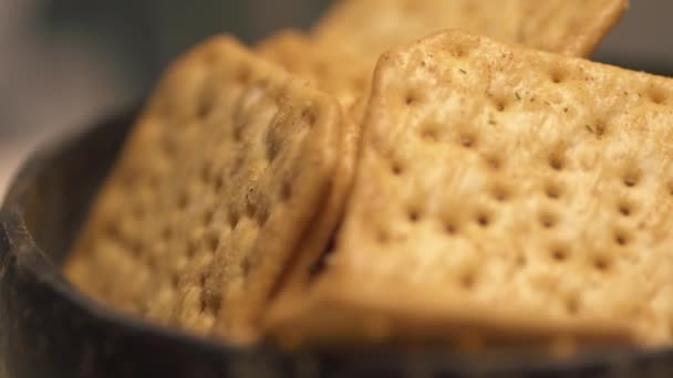 Textura Rotativa Biscoito Movin Com Sal Close Chapa Imagens Alta — Vídeo de Stock