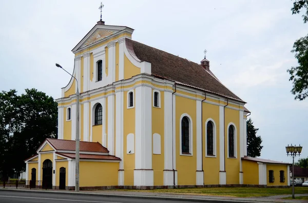 天主教教堂 利大市的圣十字升天教堂 白俄罗斯共和国 — 图库照片