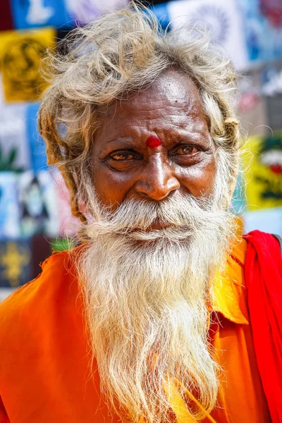 Portrét hinduistickým mnichem v Indii, Goa — Stock fotografie
