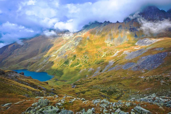 Weather in the mountains — Stock Photo, Image