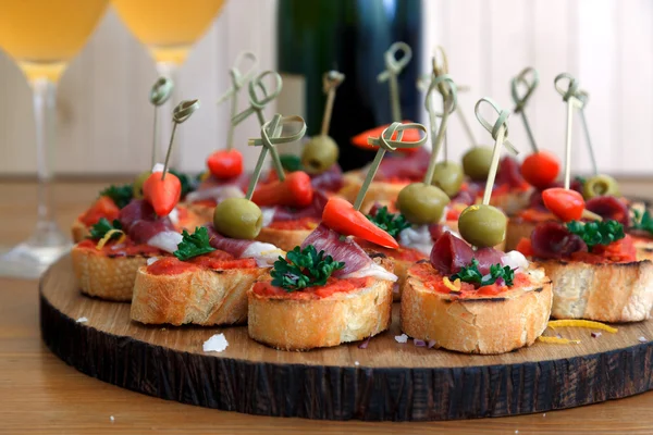 Tapas on Crusty Bread - Selection of Spanish tapas — Stock Photo, Image