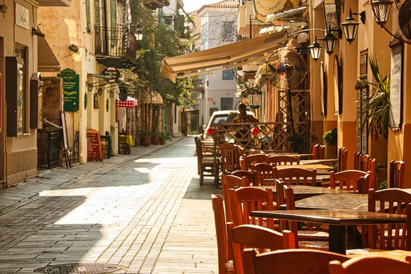JUNE 2017, NAFFPLIO, GREECE - Traditional cozy greek street view in city Nafplio, Greece — Stock Photo, Image