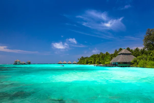 Lagün ve Maldivler Island Bungalow — Stok fotoğraf