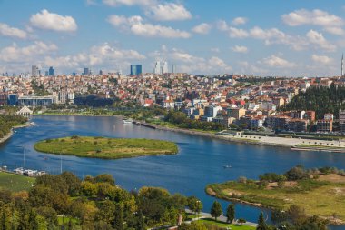 Güzel bir Istanbul ve Haliç manzarası