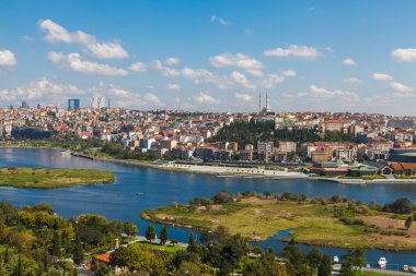 Güzel bir Istanbul ve Haliç manzarası