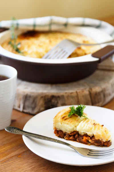 Casserole with minced meat and mashed potatoes — Stock Photo, Image