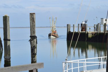 tekne bağlantı noktası girer