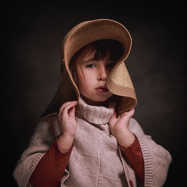 Year Old Caucasian Girl Hat Cloth Poncho She Poses Stylish — Stock Photo, Image