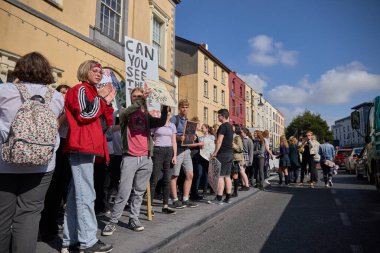 WATERFORD / IRELAND / EPT 20-2019 iklim değişikliği protestoları. Çevre için seferberlik