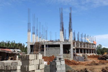 Bölge İlerlemesi Üzerine Yüksek Katlı İnşaat Binası 