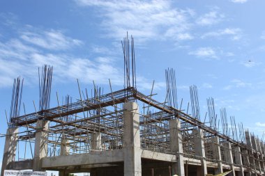 Bölge İlerlemesi Üzerine Yüksek Katlı İnşaat Binası 