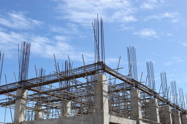 Bölge İlerlemesi Üzerine Yüksek Katlı İnşaat Binası 