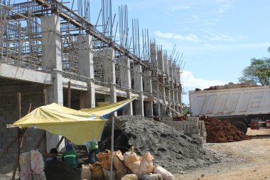 Site İlerleme Çelik ve Beton Malzemeleri İnşaatı