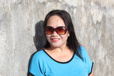 Sabah Saati Deniz Kıyısında Daha Yakın Kadın Modeli