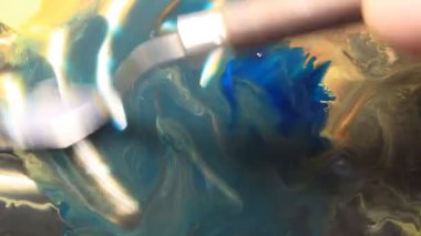 Temel Yüzeyde Sanatçı Renk Paletleri Kullanılarak Sanat Hareketi Soyut Renk Sıvısı Efektleri