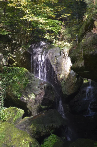 Waterfall — Stock Photo, Image