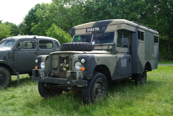 Bromley, london uk - juni 07: bromley umzug des autofahrens. die größte eintägige Oldtimermesse der Welt! — Stockfoto