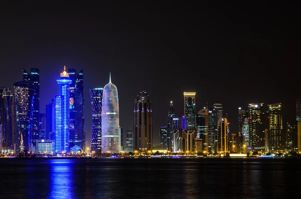 El horizonte de Doha, Qatar — Foto de Stock