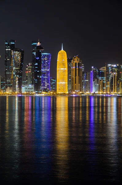 Horisonten av Doha, Qatar — Stockfoto