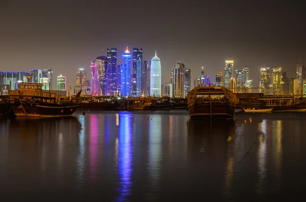 Lo skyline di Doha, Qatar — Foto Stock