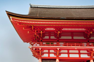 Tokyo, Japonya 'daki Çin tapınağı mimarisinin güzel manzarası.