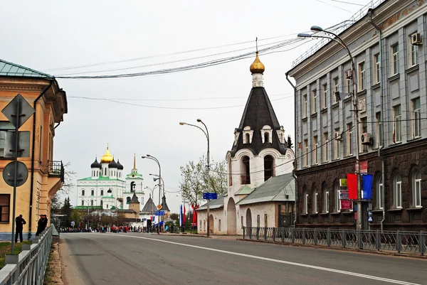 普斯科夫的 Sovetskaya 街 — 图库照片