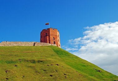 Vilnius yaz aylarında kulede şafak