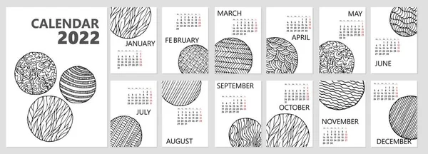Takvim ya da planlayıcı 2022 moda el soyut zentangle siyah ve beyaz daireler çizdi. Kapak ve 12 aylık sayfa. Hafta pazartesi vektör illüstrasyonunda başlıyor