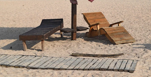 Wooden Chaise Lounge Beach Furniture Beach Holiday — Stock Photo, Image