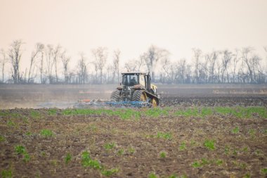 Toprak süreçleri sürme traktör