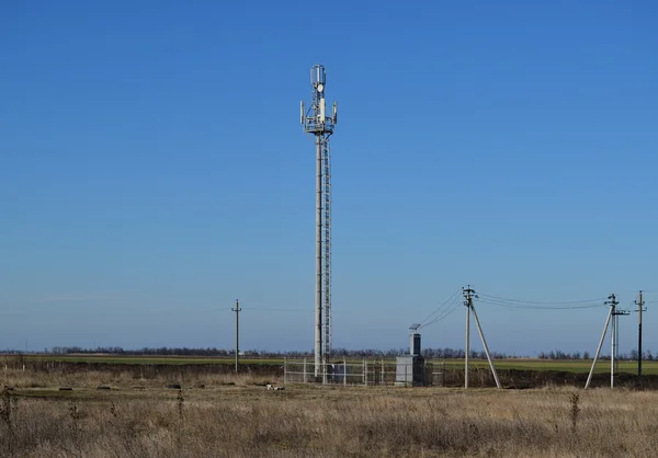 Torre Para Transmissão Sinais Celulares Equipamento Telecomunicações — Fotografia de Stock