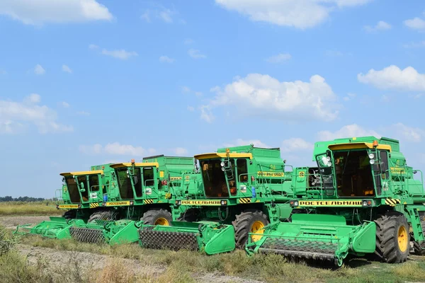 Rusland Poltavskaya Village September 2015 Maaidorsers Don Landbouwmachines — Stockfoto