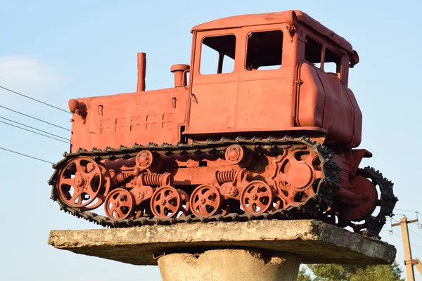 Russia Temryuk July 2015 Tractor Pedestal Monument Agricultural Machinery — Stock Photo, Image