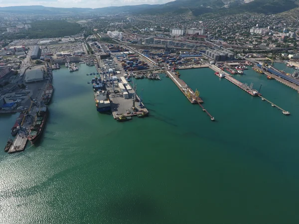 Puerto Marítimo Industrial Vista Superior Grúas Portuarias Buques Carga Barcazas — Foto de Stock