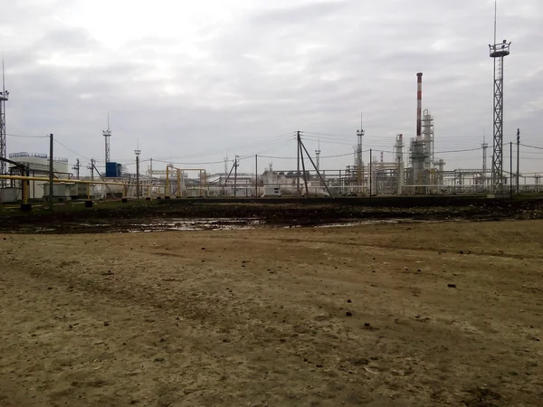 Нафтопереробний Завод Обладнання Первинної Переробки Нафти — стокове фото