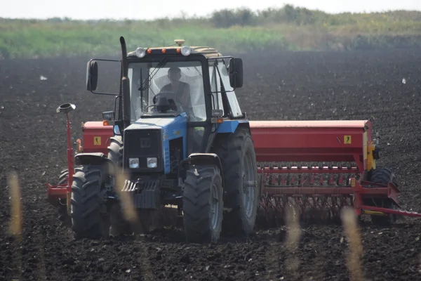 Traktor Állt Sorban Mezőgazdasági Gépek Parkolás Mezőgazdasági Gépek — Stock Fotó