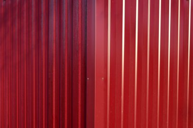 Çapraz metal profil deseni. Polimerik kaplama ile boyanmış galvanizli demirin telleri..