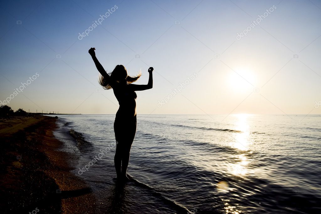 Silhouette Girl Sunset Sea Dark Silhouette Sea Sunset Girl Beach Stock Photo Image By C Leonid Eremeychuk