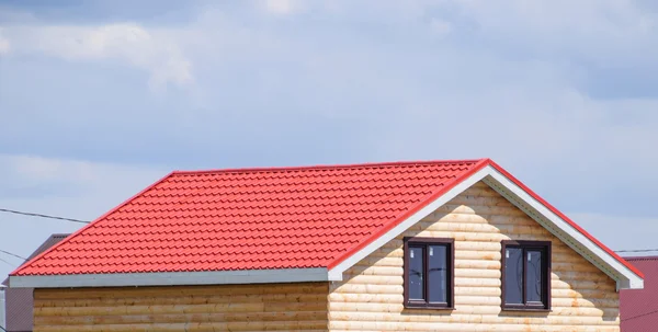 Крыша Гофрированного Листа Домах Индивидуальные Дома Крышей Профилированного Листового Металла — стоковое фото