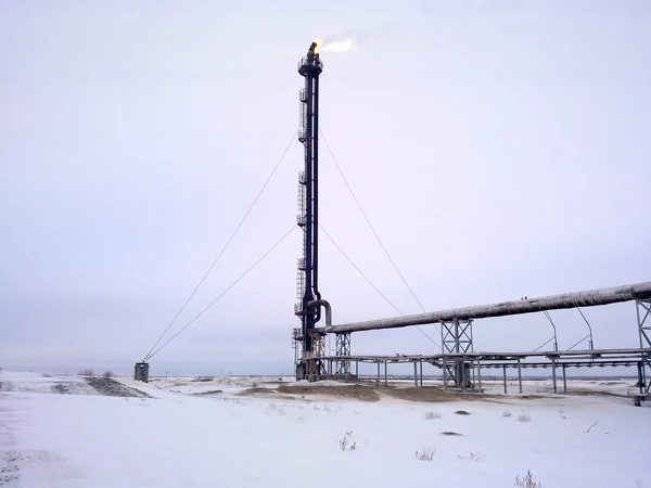 Equipement champs pétrolifères de Sibérie occidentale — Photo